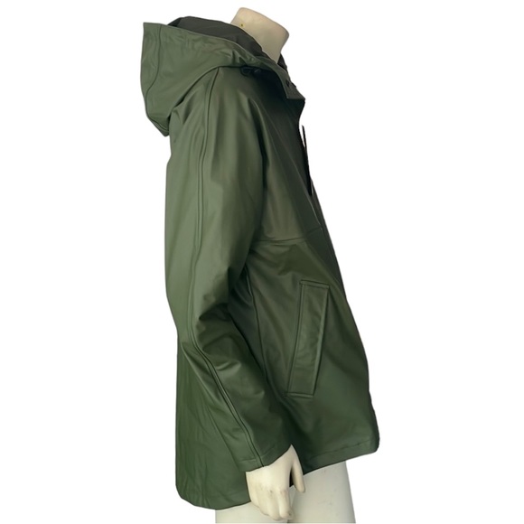 Toboggan - Women’s Rain Coat - Picture 6 of 8